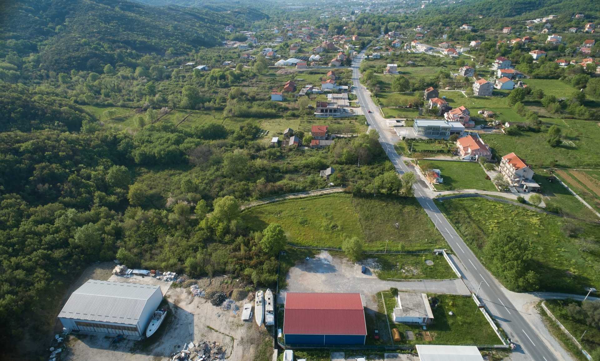 Земельные участки в Kotor, Kotor Municipality 10230125