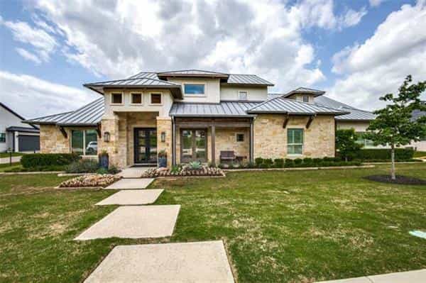 House in Heath, Texas 10230139