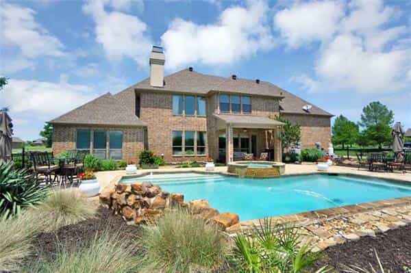 Dom w McLendona-Chisholma, Teksas 10230219