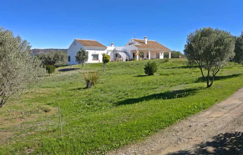 Huis in Ojen, Andalusië 10230345