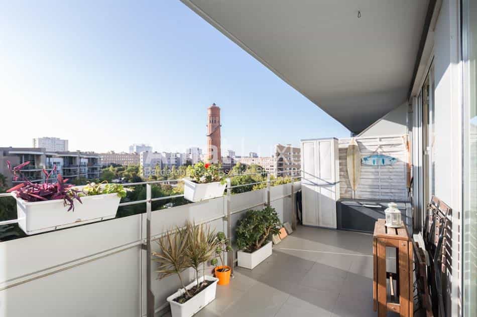 公寓 在 Barcelona, Catalunya 10230439