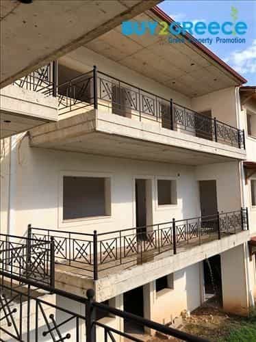 Condominium dans Kalavryta, Dytiki Ellada 10230466