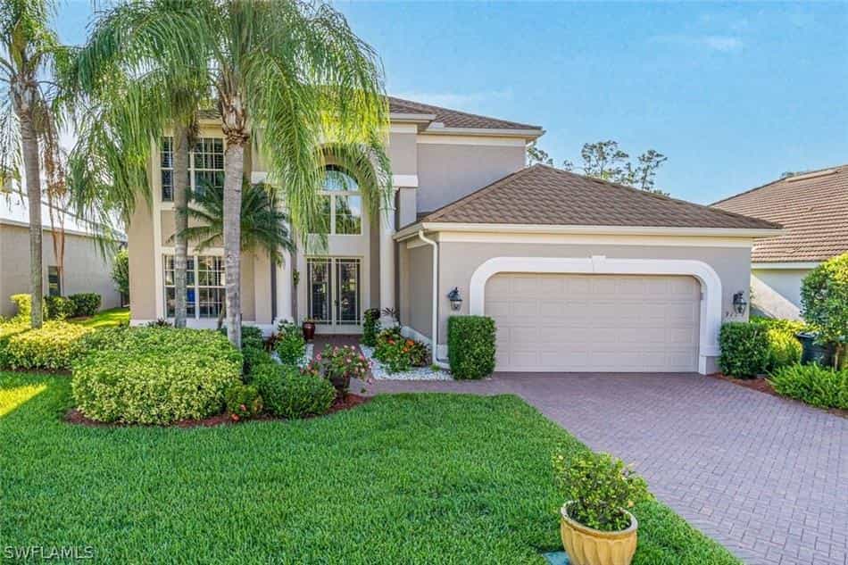 House in Fort Myers, Florida 10230580