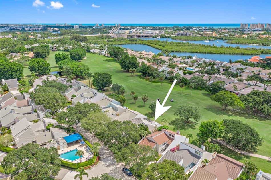 House in Jupiter Inlet Colony, Florida 10230650