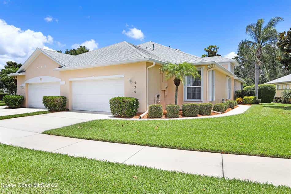 House in Pineda, Florida 10230663