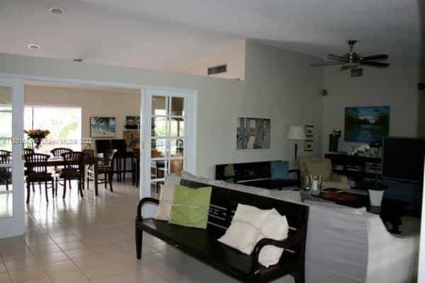 Condominium in The Crossings, Florida 10230680