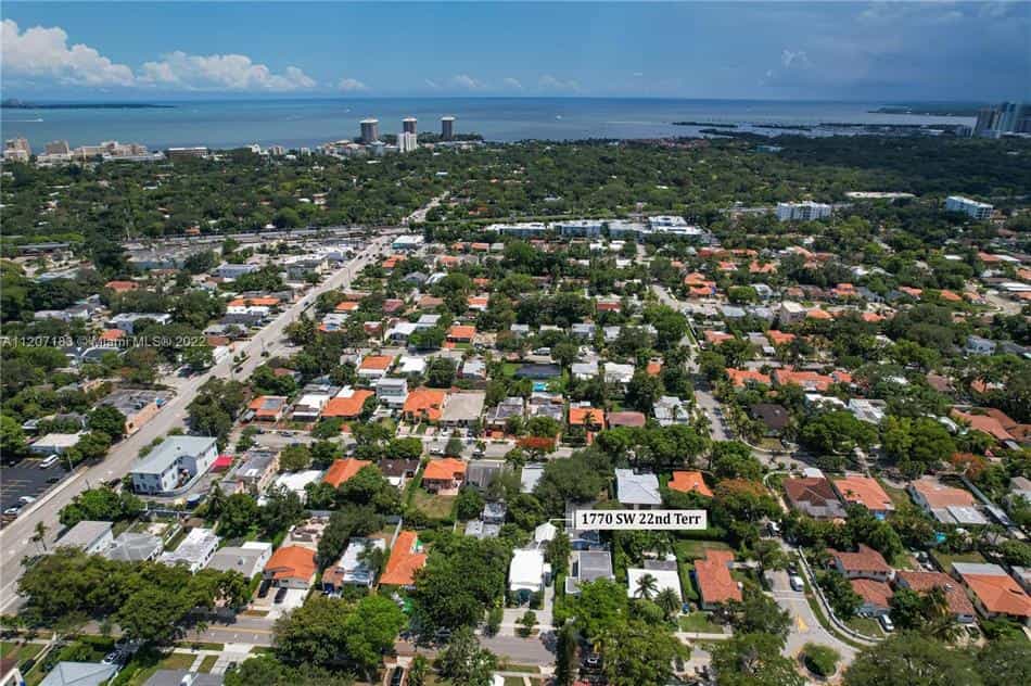 Condominium in Miami, Florida 10230681