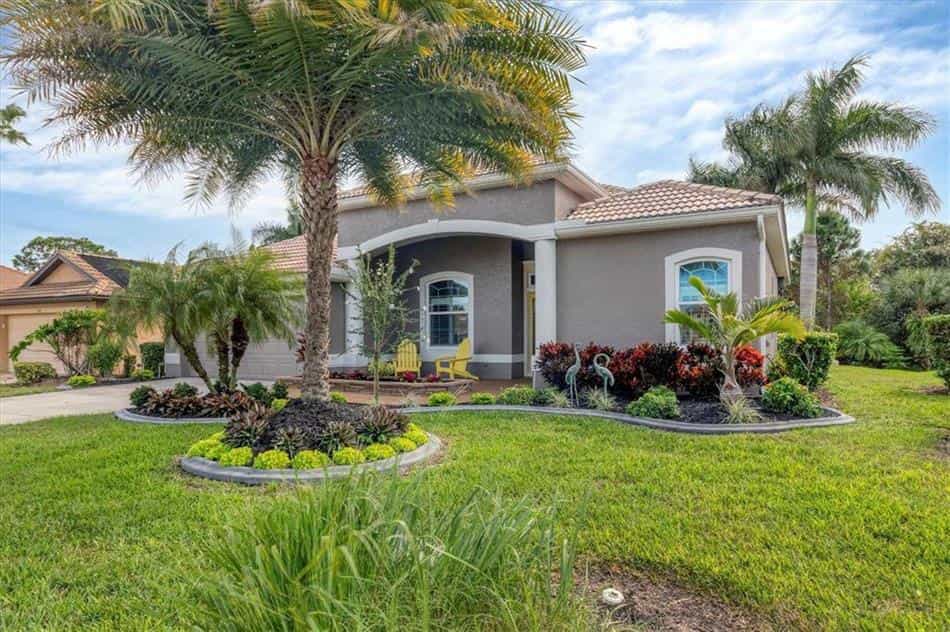 بيت في Murdock, Florida 10230710