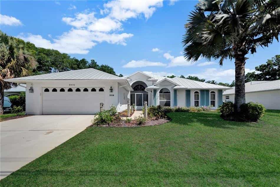 House in Wabasso, Florida 10230767