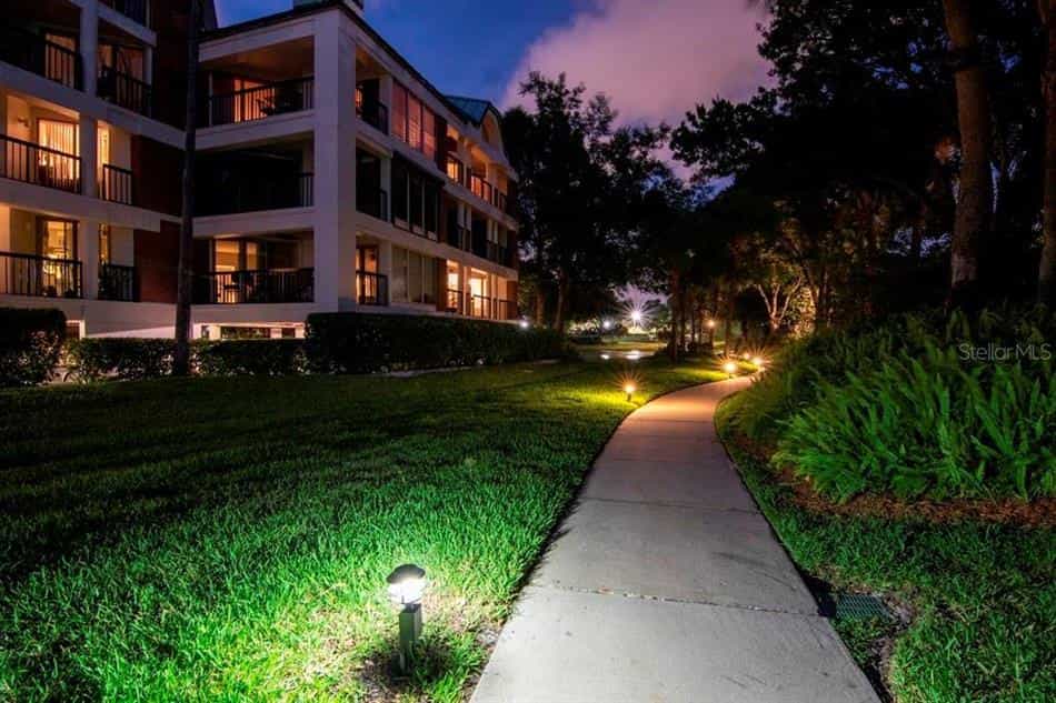 Condominium in Haven Sutton, Florida 10230808