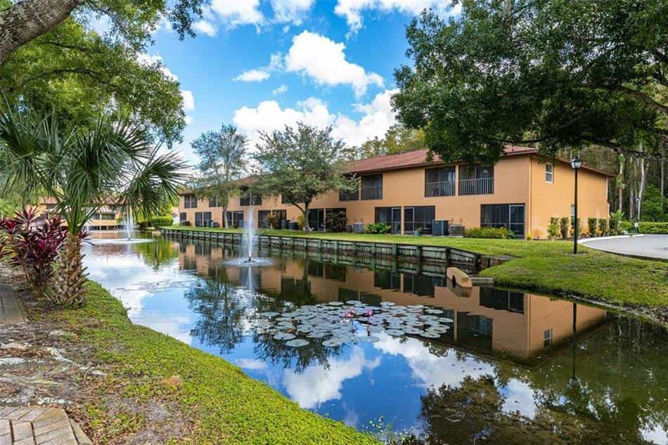 Condominium in Carrollwood, Florida 10230826