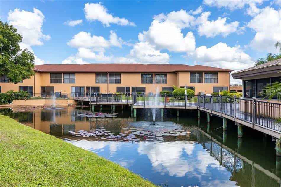 Condominium in Carrollwood, Florida 10230829