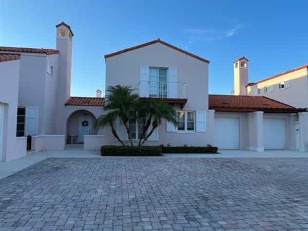 House in Vero Beach, Florida 10230873