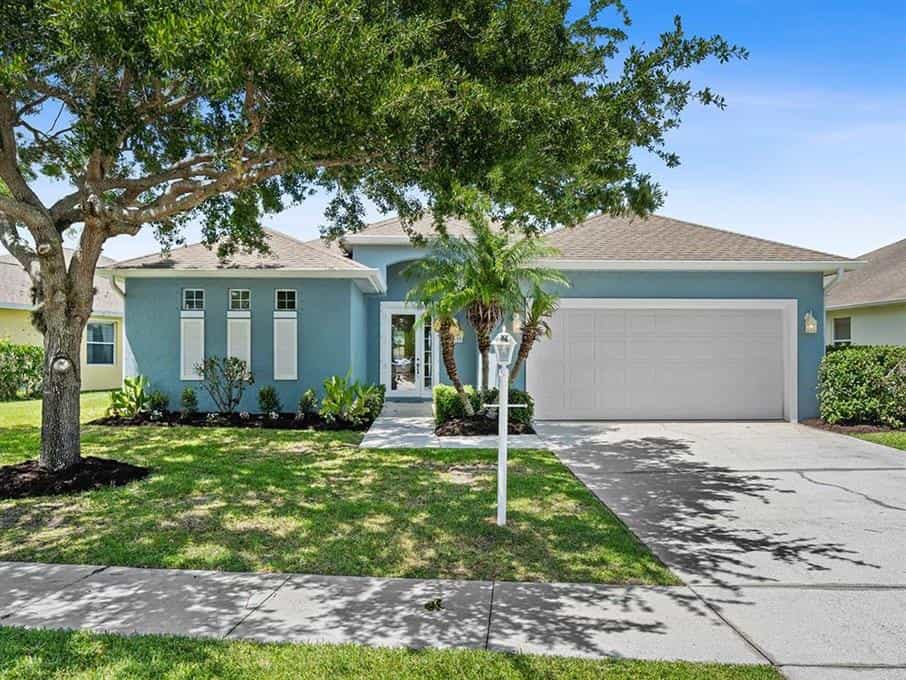 House in Vero Beach South, Florida 10230882
