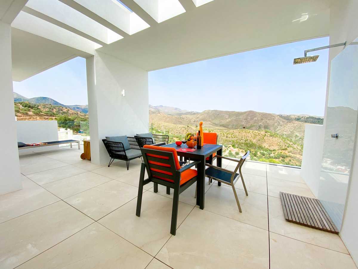 Condominium in Marbella, Andalusia 10230913
