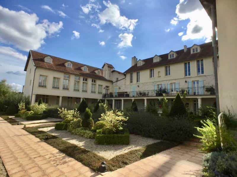 Condominium in Vouvant, Pays de la Loire 10231754