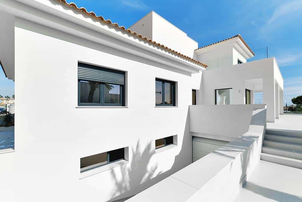 House in Los Montesinos, Comunidad Valenciana 10231856