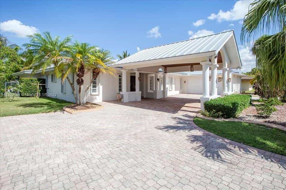 Condominium in Coral Gables, Florida 10231892