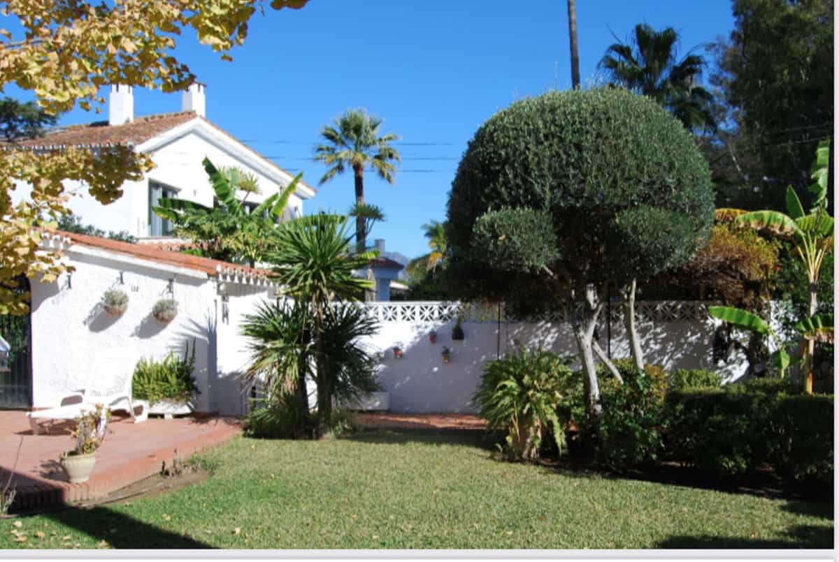 casa en San Pedro de Alcántara, Andalucía 10232049