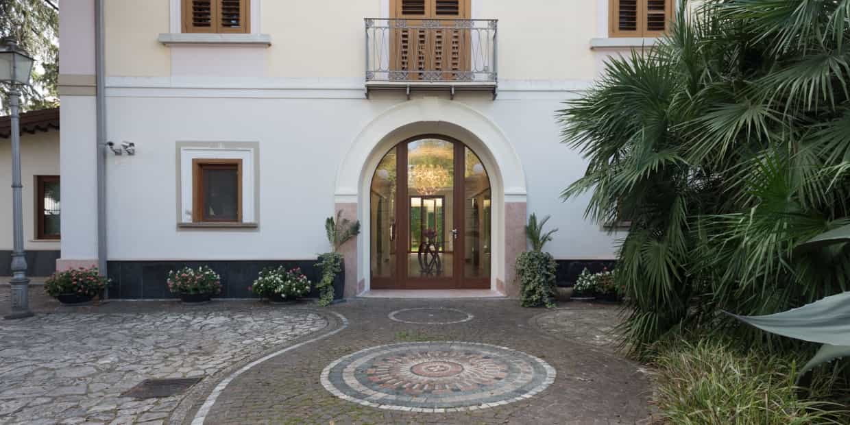 Talo sisään Caserta, Campania 10232107
