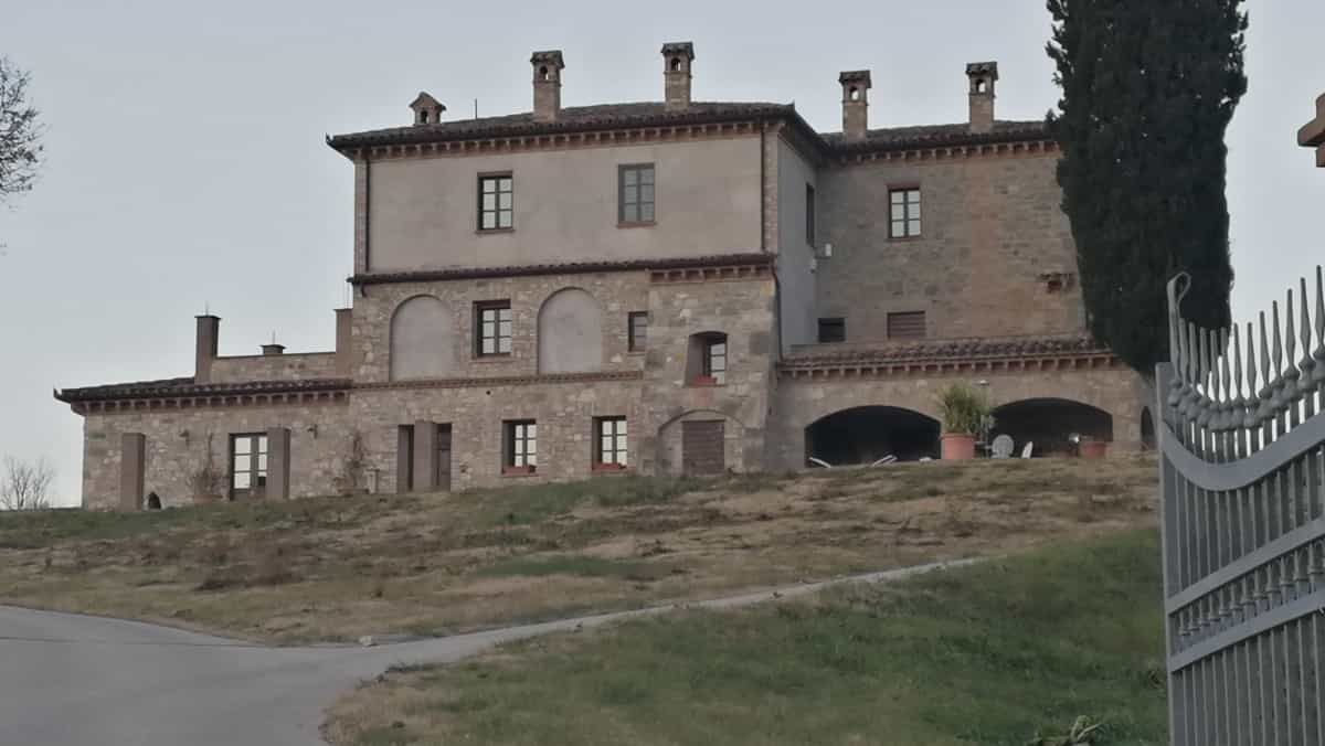 Dom w Pumenengo, Lombardy 10232176