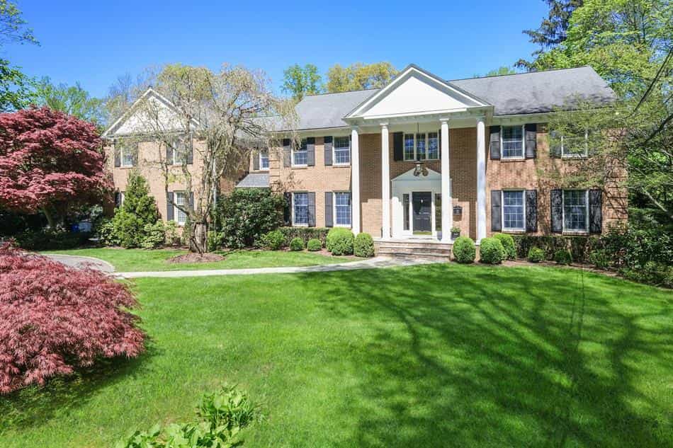 House in Scarsdale, New York 10232402