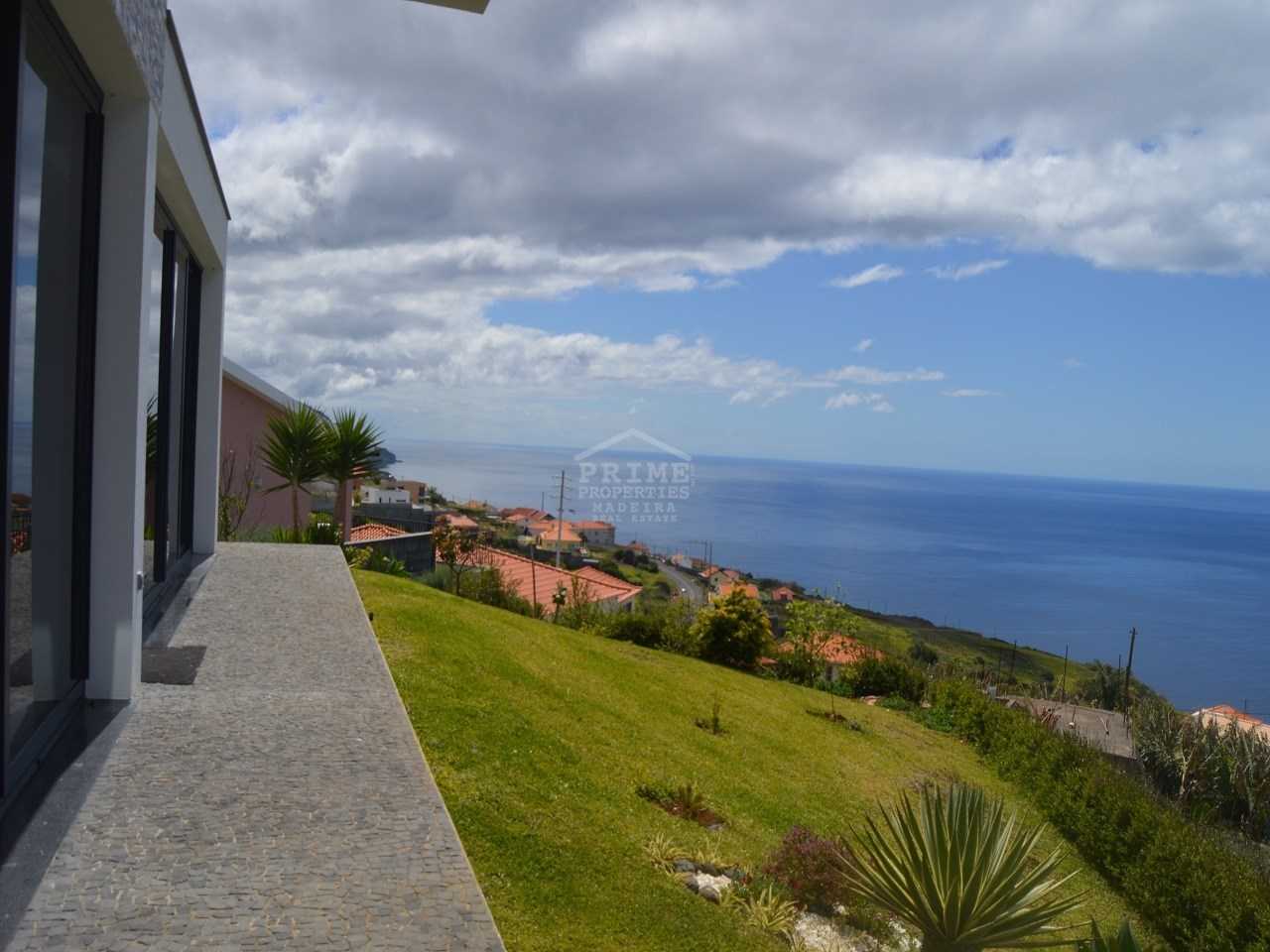 rumah dalam Estreito da Calheta, Madeira 10233045