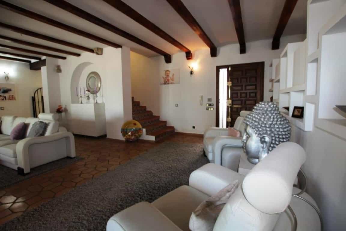 rumah dalam Chinchilla de Monte Aragon, Castille-La Mancha 10233223