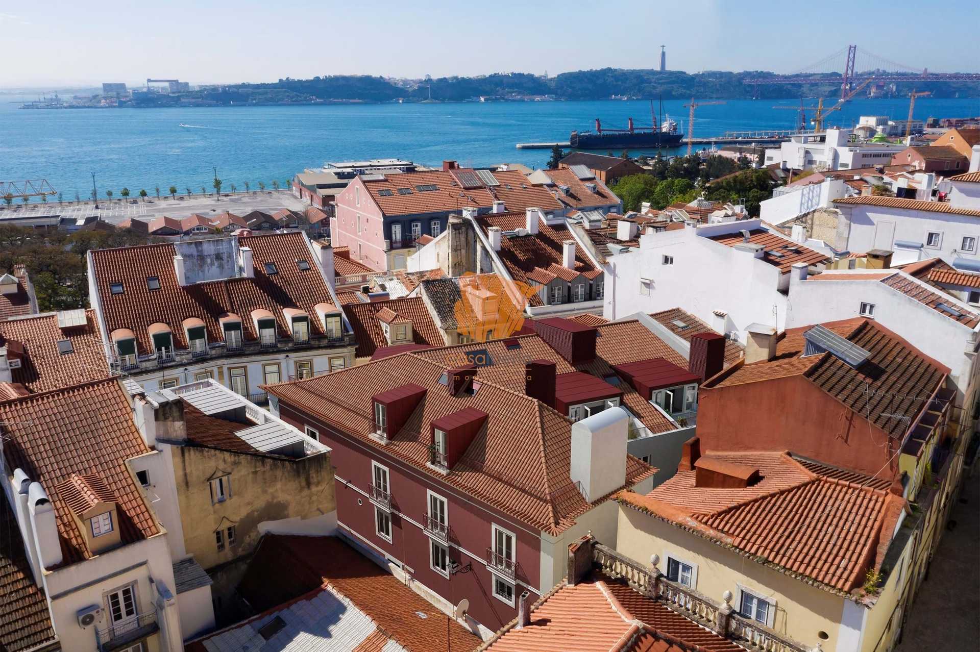 Condominium in Lisbon, Lisboa 10233492