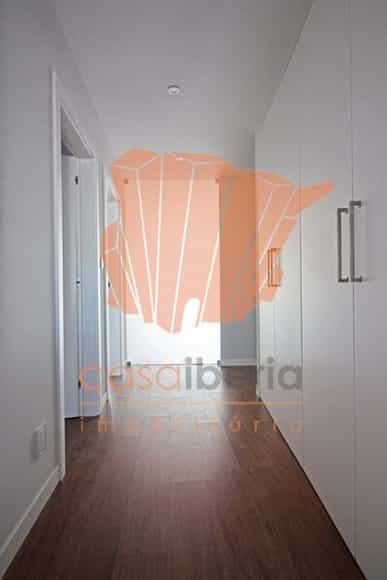 Condominium in Oeiras, Lisbon 10233509