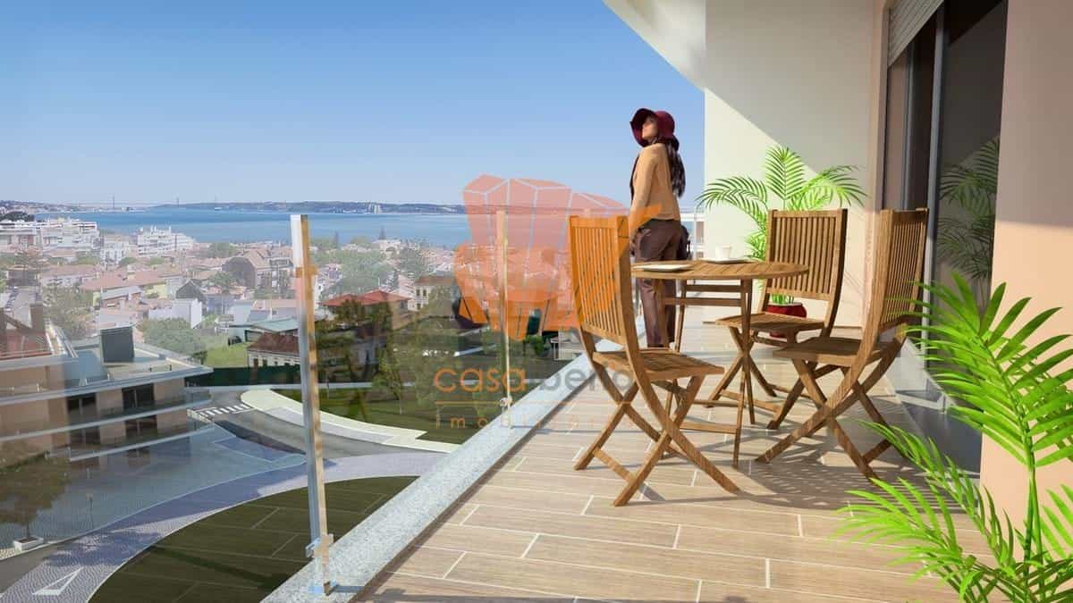 Condominium in Oeiras, Lisbon 10233509