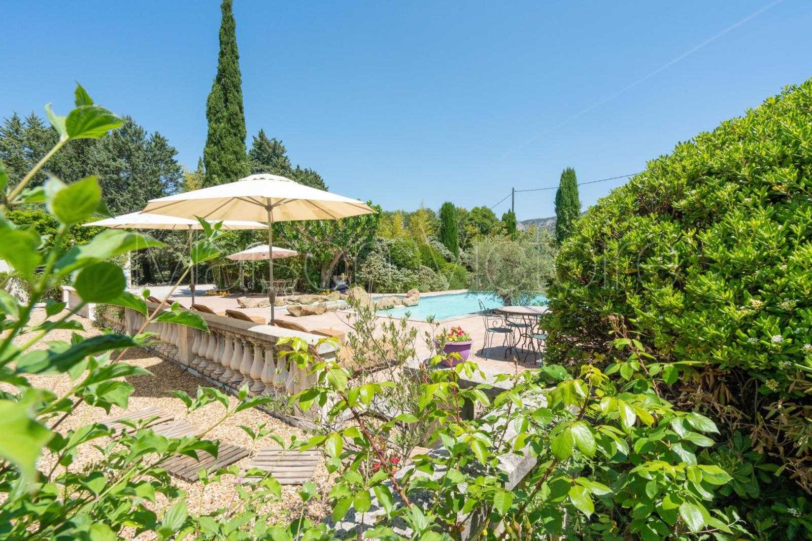 Huis in Taillades, Provence-Alpes-Côte d'Azur 10233884