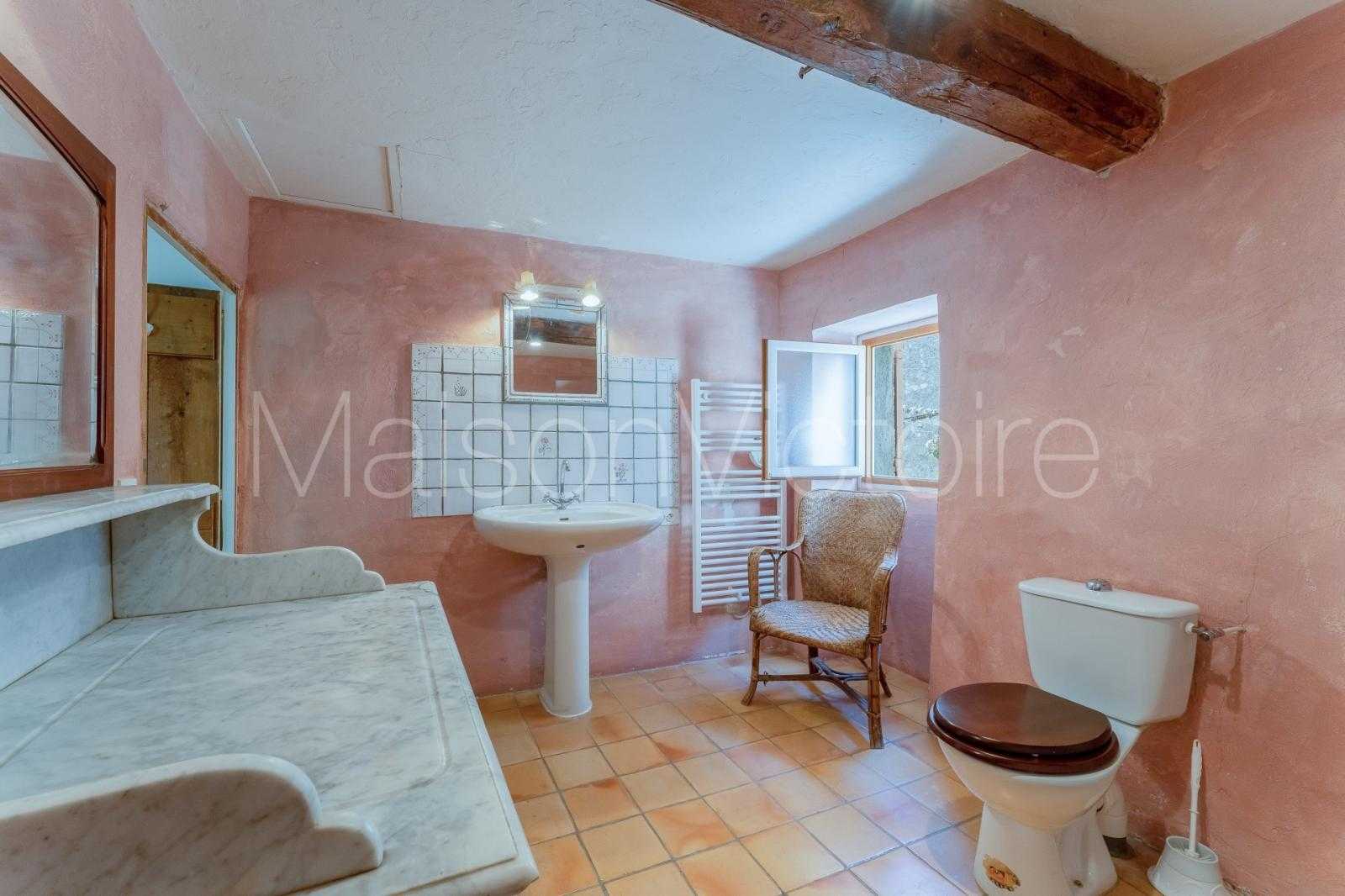 casa en Saignon, Provence-Alpes-Côte d'Azur 10233892