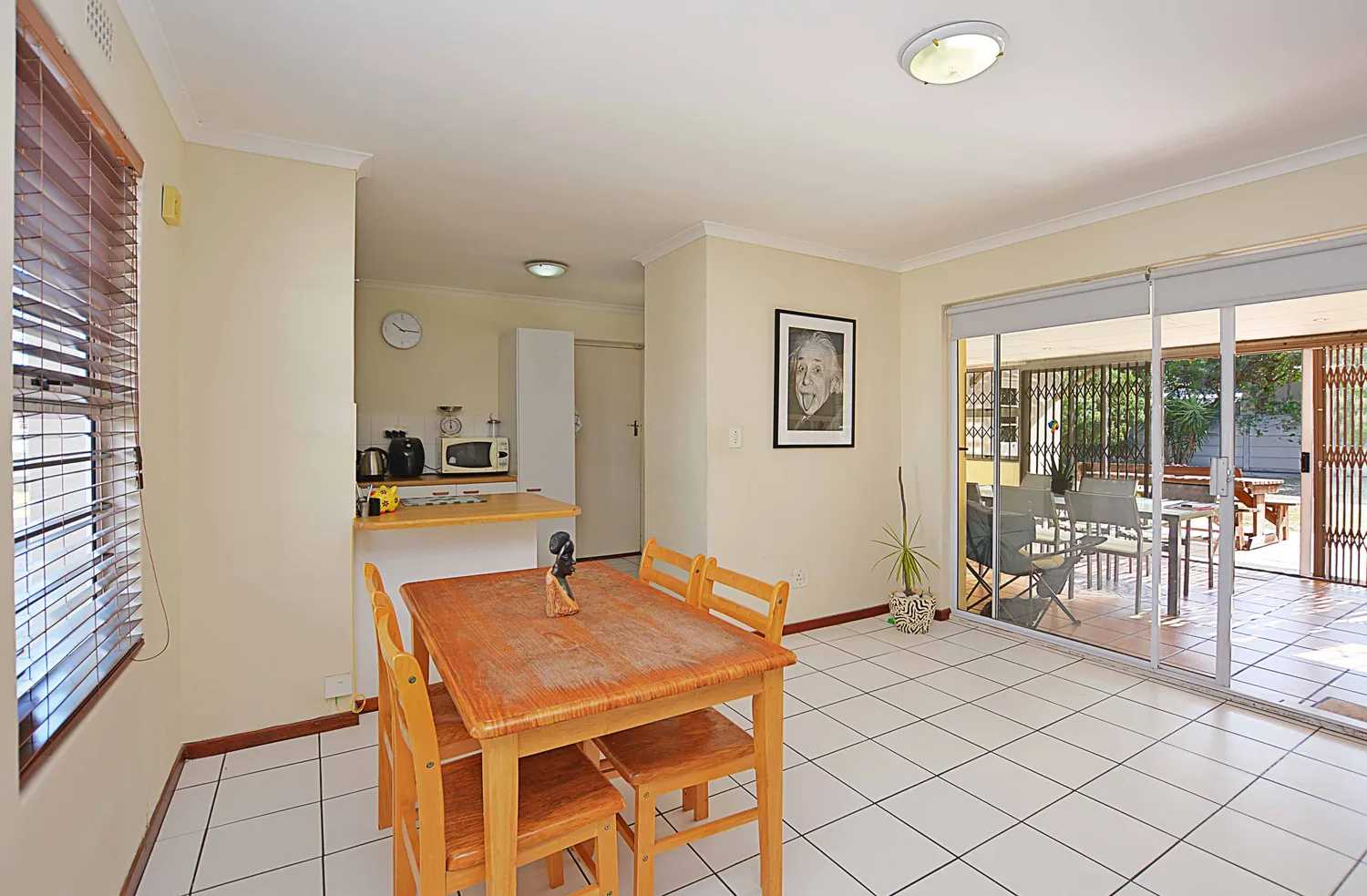 House in Table View, Sunningdale Drive 10234171