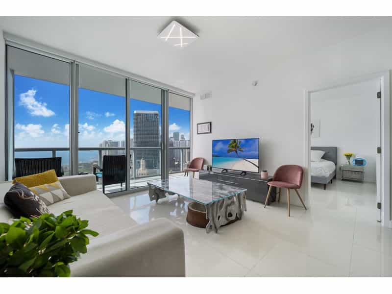 Condominium dans Miami, Floride 10234236