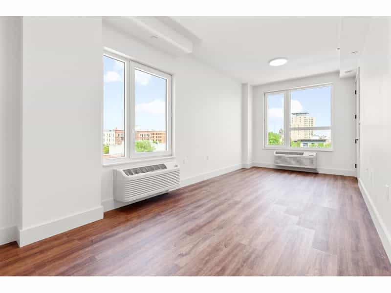 Condominium in Bronx, New York 10234287