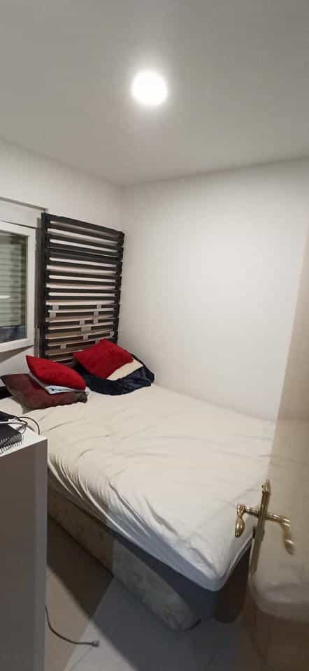 公寓 在 Madrid, Comunidad de Madrid 10234338