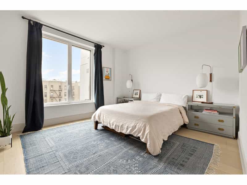 Condominium in , New York 10234366