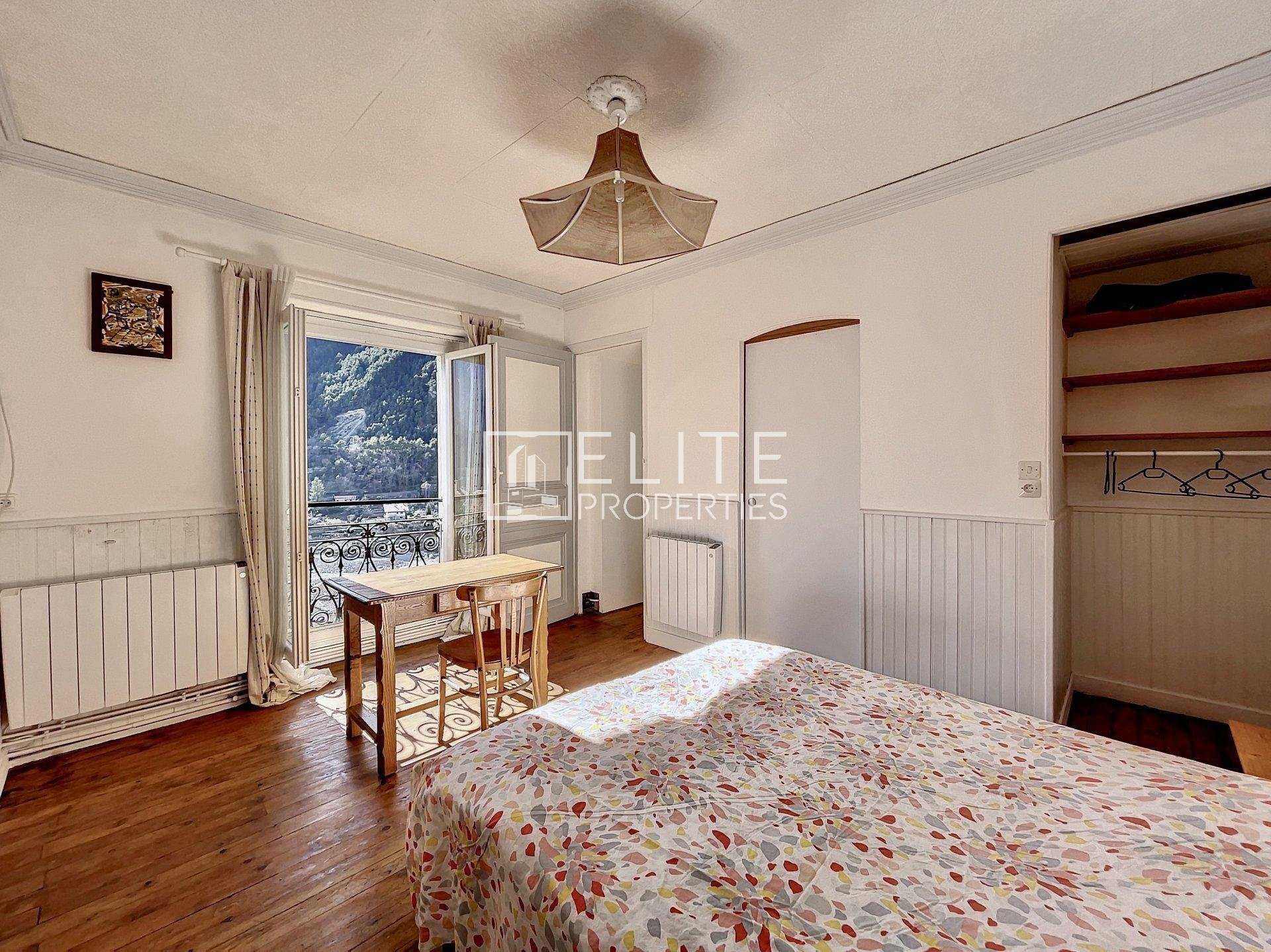 Condominium in Saint-Martin-Vesubie, Provence-Alpes-Cote d'Azur 10234468