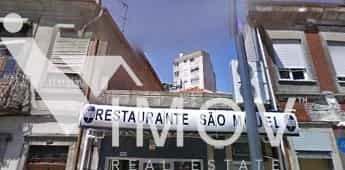 Reclame in Porto, Porto District 10483898