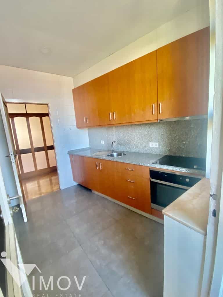 Condominium in Porto, Porto 10483909