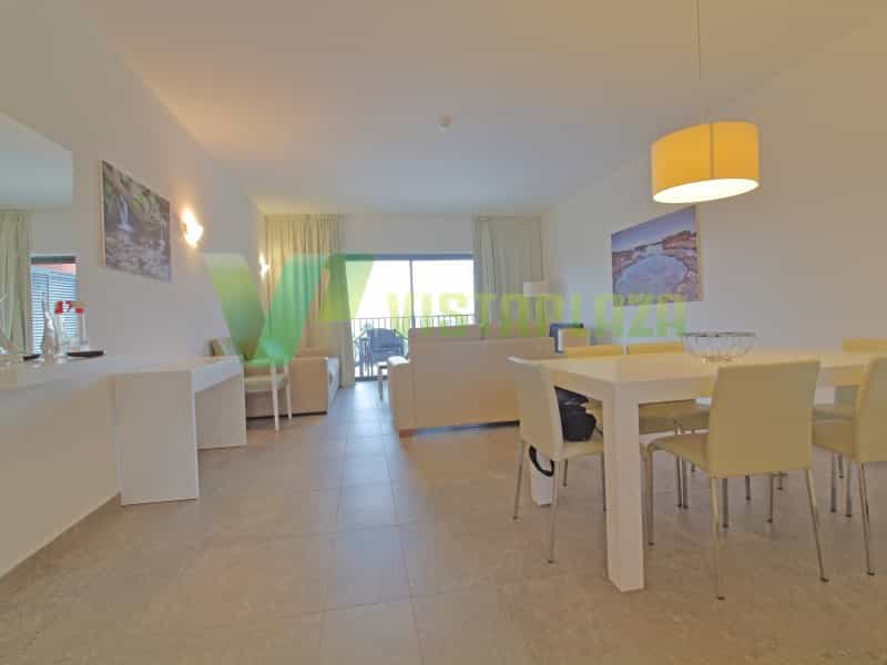 Condominium dans Senhora do Verde, Faro 10484053