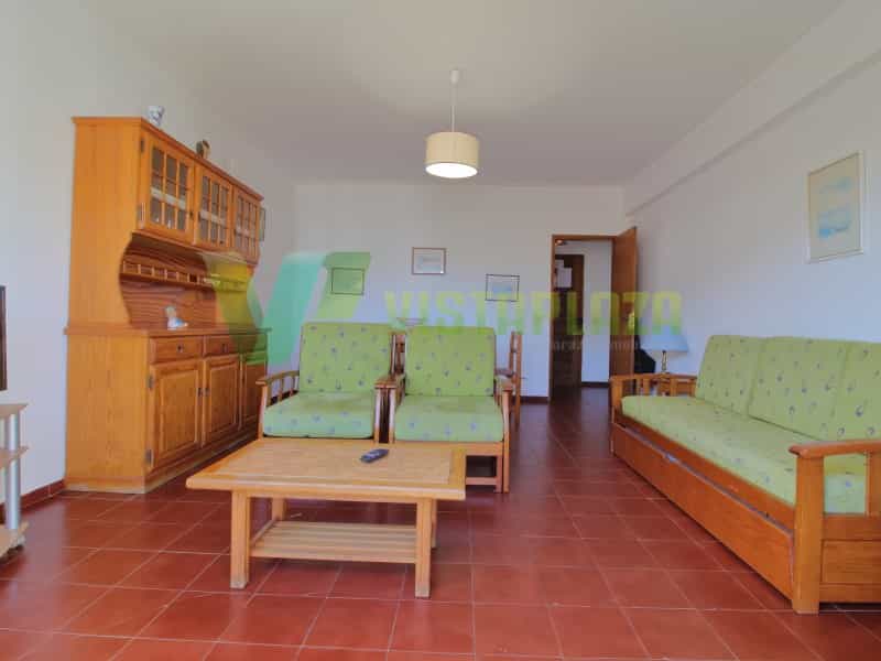 Condominium in Rocha, Faro 10484126