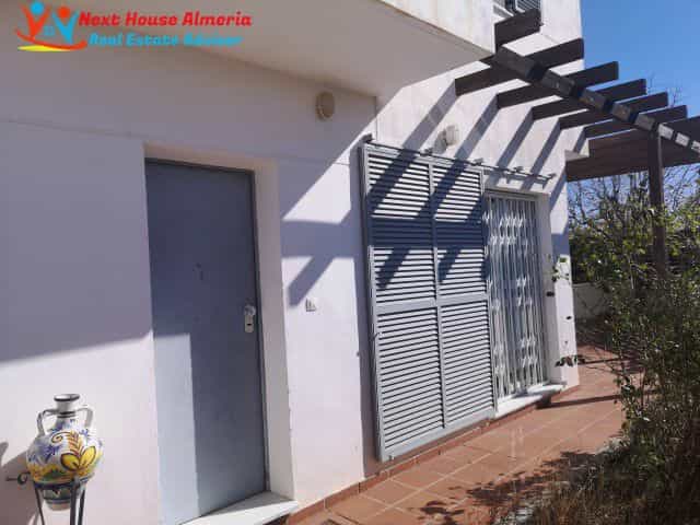 मकान में La Alfoquía, Andalucía 10484246