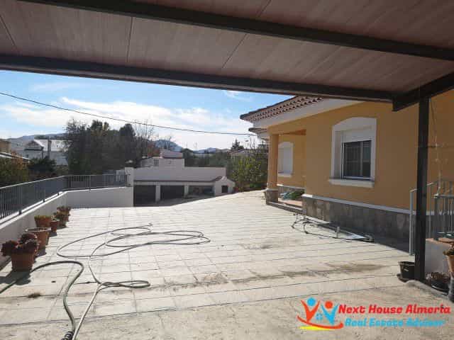 σπίτι σε Velez Rubio, Ανδαλουσία 10484260