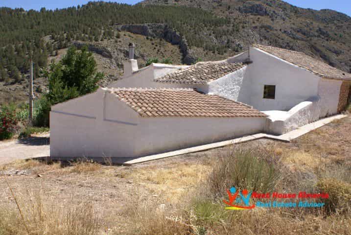 жилой дом в Велес Рубио, Андалусия 10484283