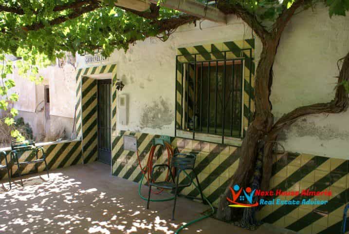 房子 在 Vélez-Rubio, Andalusia 10484283