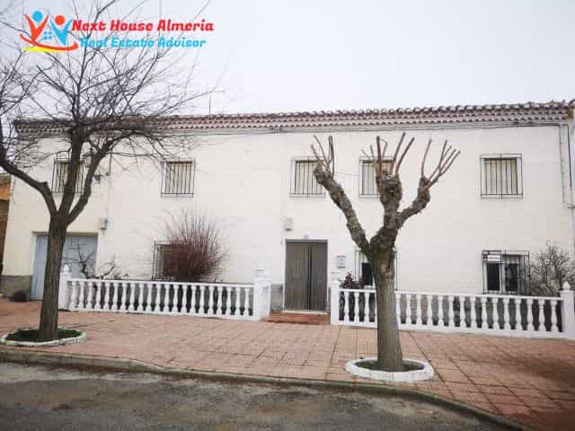 casa no Chirivel, Andaluzia 10484292