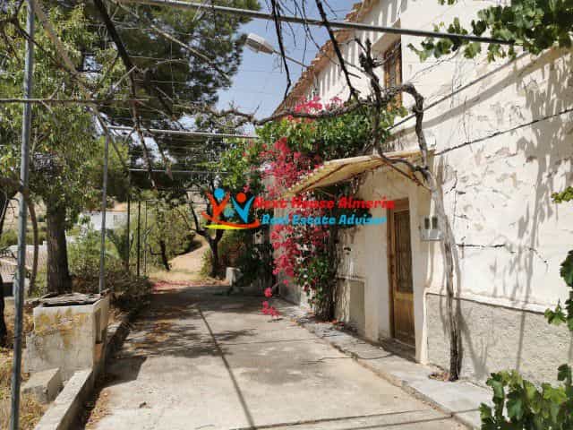 房子 在 阿尔博莱斯, 安达卢西亚 10484297