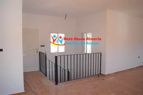 Rumah di Albanchez, Andalusia 10484370